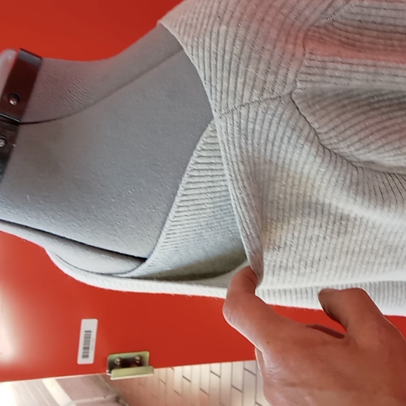 Babaton Aritzia Kitano open back sweater grey L - Picture 6 of 9